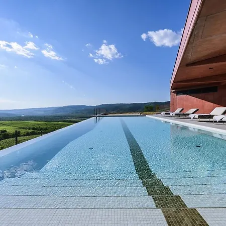 Hotel Winery & Design Roxanich 4*
