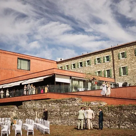 Roxanich Winery And Design