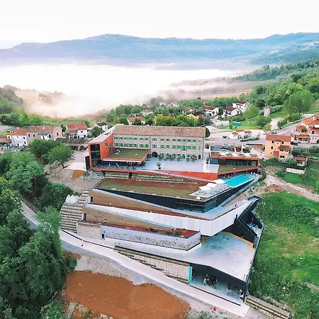 Winery & Design Roxanich Hotel Motovun