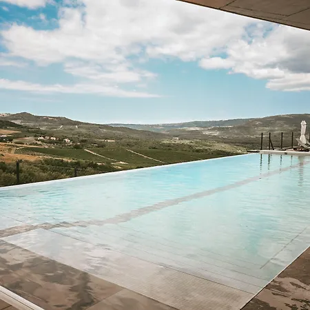 Winery & Design Roxanich Hotel