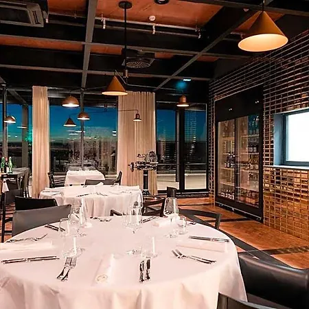 Roxanich Winery And Design 4*
