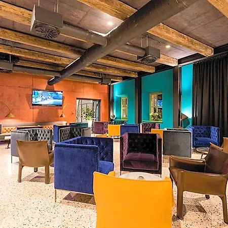Roxanich Winery And Design Hotel 4*
