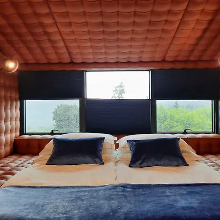 Roxanich Winery And Design Hotel
