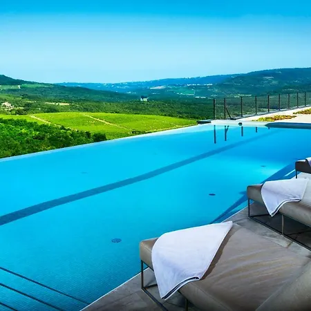 Winery & Design Roxanich 4*