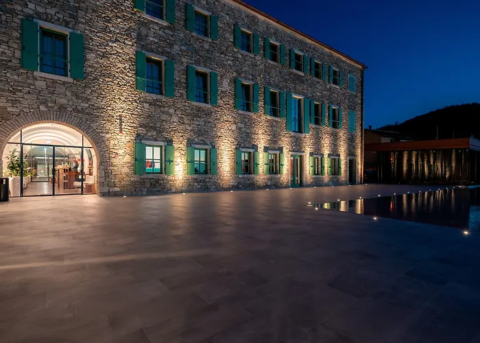 Roxanich Winery And Design Hotel